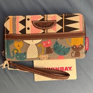 NWT UNIONBAY Geometric Cat Print Wallet with Wrist Strap